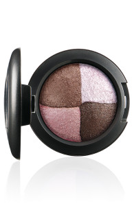 FantasyOfFlowers-EyeShadow-PinkSensibilities-72